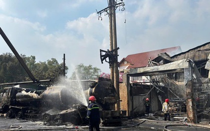 CLIP: Di tản hàng chục cháu bé trong vụ cháy xe bồn ở TPHCM