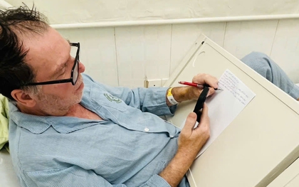 Nhồi máu cơ tim trên chuyến bay, du khách Pháp được bác sĩ Việt Nam cứu sống