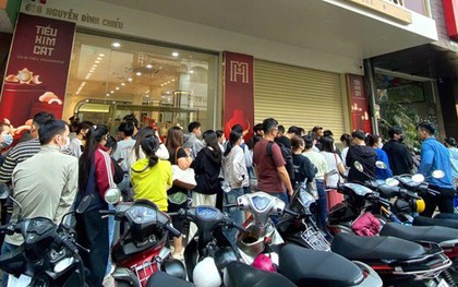 Bảo Tín Mạnh Hải lần đầu có mặt tại TP.HCM: Có gì đặc biệt mà chưa khai trương đã đông nghịt khách?