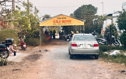 Gọi không thấy trả lời, mẹ phá cửa bàng hoàng phát hiện con gái tử vong cùng 1 người đàn ông