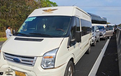 Va chạm liên hoàn 7 ô tô trên cao tốc Phan Thiết - Dầu Giây, ùn tắc nhiều km