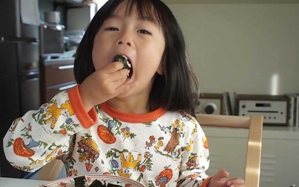 Cha mẹ nên dạy con 20 quy tắc trên bàn ăn này