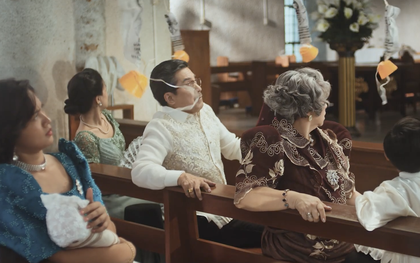 1 hãng hàng không làm hẳn phim tình cảm kịch tính để hướng dẫn an toàn bay, nội dung "quá đỉnh"