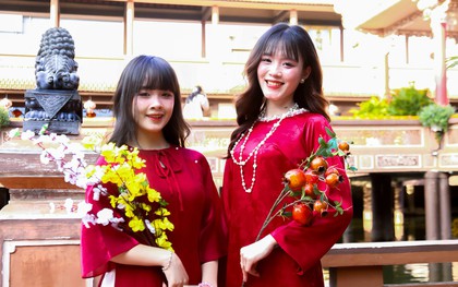 Bạn trẻ Đà Nẵng xúng xính áo dài chụp ảnh Tết