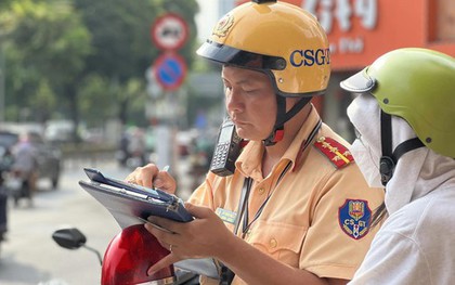 Không phải người dân nào cũng biết: Đi xe quá chậm cũng bị phạt tới tiền triệu