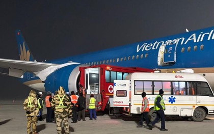 Máy bay Vietnam Airlines hạ cánh khẩn cấp tại Ấn Độ