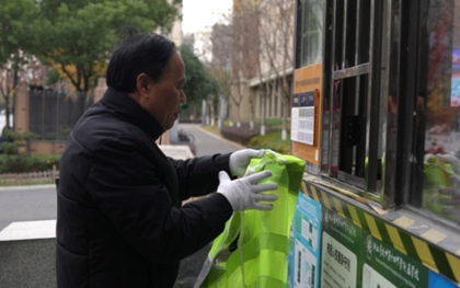 Phát hiện 1 Phó hiệu trưởng trung học cứ 7h sáng là "mất liên lạc", nghe con ruột nói 1 câu mà tan nát cõi lòng