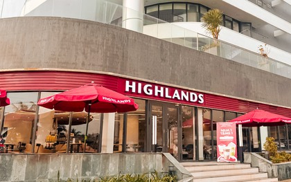 Giữa đêm, fanpage Highlands Coffee ra thông báo nóng