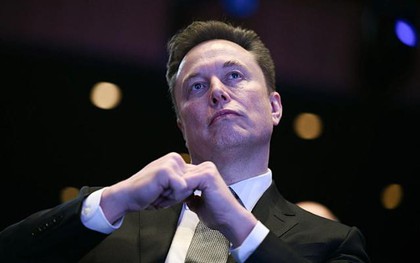 Bê bối ảnh nóng chấn động châu Âu: Công ty của Elon Musk nhận "tối hậu thư" phục vụ điều tra