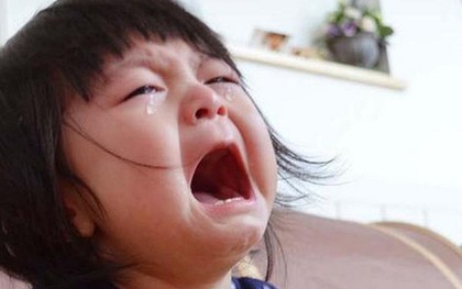 Dấu hiệu của 1 đứa trẻ đang bị nuôi dạy sai cách