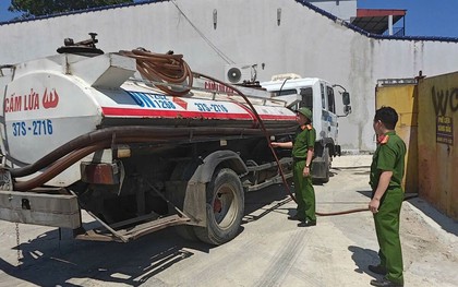 Phát hiện hầm chứa 3.000 lít dầu chờ bán tại cơ sở kinh doanh phế liệu