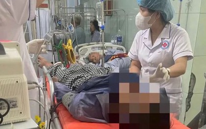 Nhặt con cá trên bờ biển nướng ăn, người đàn ông 38 tuổi hôn mê, tím tái
