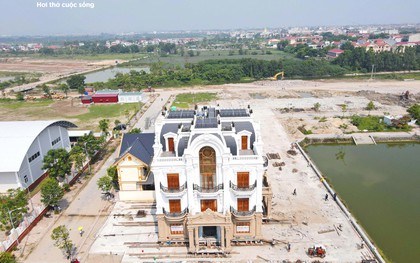 Biệt thự 4 tầng ở Bắc Ninh “cập bến” sau hành trình di dời 200m