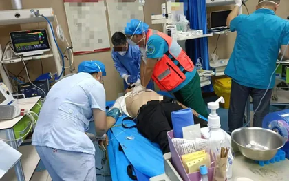 Người đàn ông 40 tuổi tử vong vì nhồi máu cơ tim, bác sĩ nói thẳng: 3 loại nước uống ban đêm ngang "nuốt độc"
