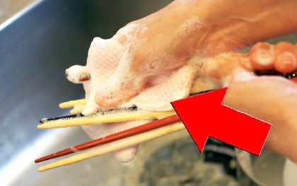 4 người một nhà cùng mắc ung thư gan, chuyên gia bước vào bếp phải hét lên: "Dùng đũa thế này khác gì uống thuốc độc?"