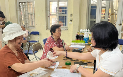 Người có lương hưu, trợ cấp trên cả nước sẽ không bị khấu trừ tiền để trả nợ ngân hàng trong trường hợp này