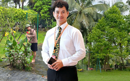 Căn nhà ngoại ô xanh mướt, ngập tràn hoa và cây ăn quả,.. của Cục trưởng Xuân Bắc