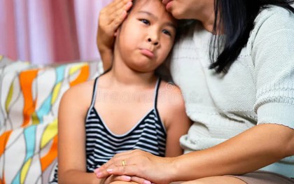 Cha mẹ có dáng vẻ "kẻ hầu người hạ" không thể nuôi dạy nên những đứa con biết ơn và hiểu chuyện!