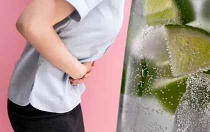 Mẹo xử lý cơn nấc cụt bằng... ống hút
