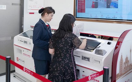 Mang 116 triệu đồng gửi ngân hàng, người phụ nữ tá hỏa phát hiện 38,7 triệu đồng biến mất