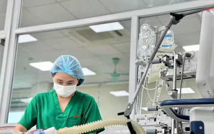 Nam thanh niên sốc sốt xuất huyết, cảnh báo nguy cơ chuyển nặng khi giảm sốt