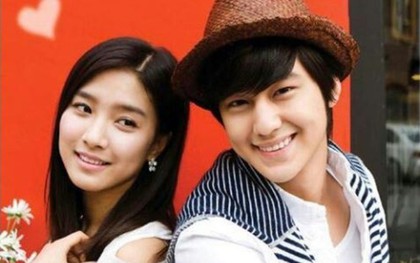 Kim Bum (Vườn Sao Băng) hẹn hò gái lạ sau 8 năm chia tay “nữ hoàng dao kéo”, chi tiết “nửa kín nửa hở” khiến 200 ngàn người phát sốt