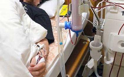 Bé trai 14 tuổi đã suy thận, bác sĩ cảnh báo 3 món quen thuộc "vạn người mê"