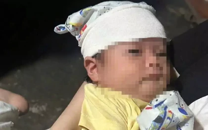 Bé gái khoảng 1 tháng tuổi bị bỏ rơi bên quốc lộ 1A