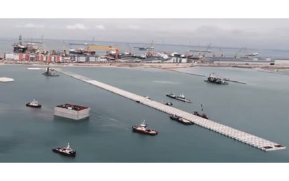 Phát hiện hàng rào bê tông dài 8,6km nổi sừng sững trên biển, sở hữu nhiều công nghệ hiện đại, thực hiện mục tiêu lớn
