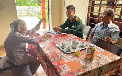 Người dân báo tin hố bom cũ nghi có mộ tập thể liệt sĩ ở Huế