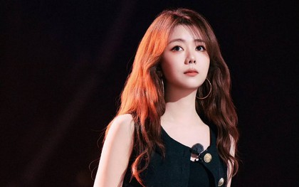 Đàm Tùng Vận và 23 ngày chờ mẹ tỉnh lại: Nỗi đau không thể đổi bằng 3,6 tỷ đồng