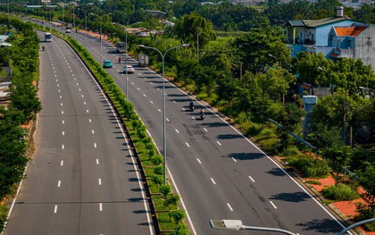 Gỡ xong "nút thắt" 250m, tuyến Quốc lộ 1.500 tỷ cửa ngõ phía Nam lột xác: Đường lớn mở đến đâu, nhà phố đua nhau mọc lên đến đó