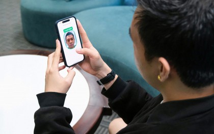 Từ ngày 1/11, 5 chiếc iPhone không thể chuyển khoản trên 10 triệu đồng