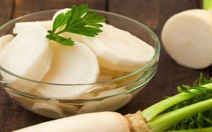 Ăn củ cải trắng mỗi ngày, người phụ nữ mắc ung thư bất ngờ khi đi khám