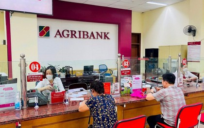 Người đang dùng Agribank làm ngay điều này để không bị trừ 130.000 đồng/tháng