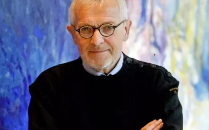 Nhà khoa học Mỹ giành giải Nobel Vật lý nhờ tìm ra hạt vô hình từ vũ trụ