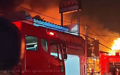 Tìm thấy thi thể nhân viên trong cửa hàng xe bị cháy ở TPHCM