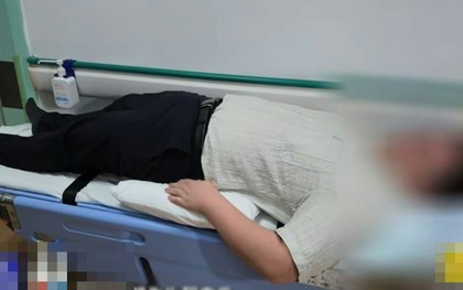 Bị đau lưng, người đàn ông kê gối khi ngủ, sáng hôm sau liệt hai chân: Bác sĩ lên tiếng cảnh báo