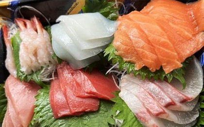 Người đàn ông bị viêm màng não sau khi ăn sashimi do một lỗi nhiều người mắc