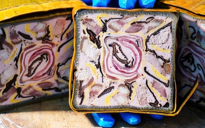 Về Hưng Yên tận thấy cách chế biến loại giò chả ‘độc nhất vô nhị’ phục vụ Tết