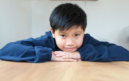 Người thông minh có 5 điểm KHÓ ƯA, cha mẹ coi chừng trách nhầm con!