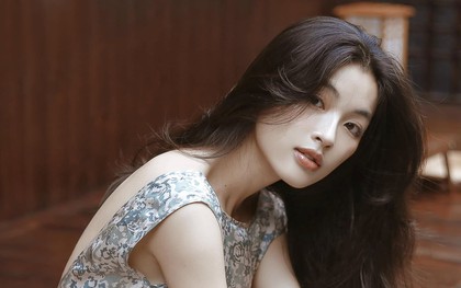 Nhan sắc kinh diễm như sao thập niên 90 của cô gái được nhạc trưởng trẻ nổi tiếng Việt Nam cầu hôn