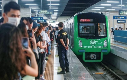 Hà Nội miễn phí vé 9 ngày Tết, thay đổi tần suất chạy 2 tuyến đường sắt trên cao