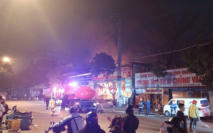 Cháy quán bia hơi lúc rạng sáng ngày cuối năm, nam thiếu niên tử vong