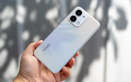 Livestream 6 tiếng “còn pin còn live”: Khi Y31d bước vào bài test kéo dài suốt một ngày Tết