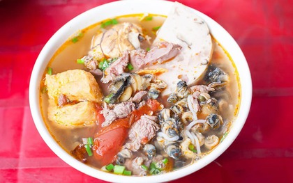 Tết đi ăn bát bún ốc 120 nghìn đồng, tôi thấy rất xứng đáng