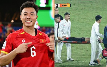 Tuyển thủ U23 Việt Nam chấn thương, rời sân bằng cáng ngay khi về từ U23 châu Á, các đồng đội lo lắng hỏi thăm