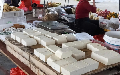 Ra chợ mua đậu phụ, gặp 3 loại này ngon, rẻ mấy cũng đừng mua, ít chất dinh dưỡng lại đầu độc sức khỏe