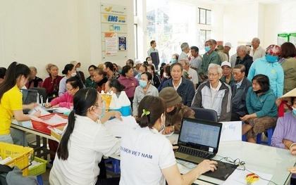 Thông tin quan trọng mà tất cả những người nhận được thông báo phát tiền trợ cấp Tết cần biết