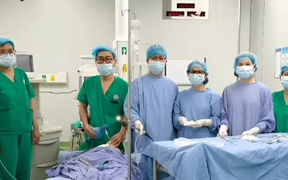 Nhiều trẻ nhỏ hóc hạt bí, hạt mắc ca nhập viện